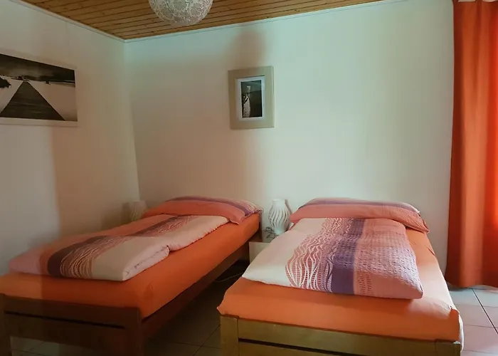 Tuileries Bed & Breakfast